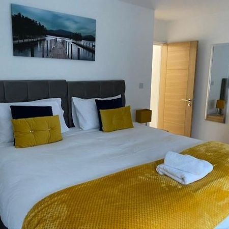 Marie'S Serviced Apartments- 2 Bedroom City Stay Bedford Exterior foto